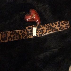 New York & Company Leopard Belt Eva Mendes